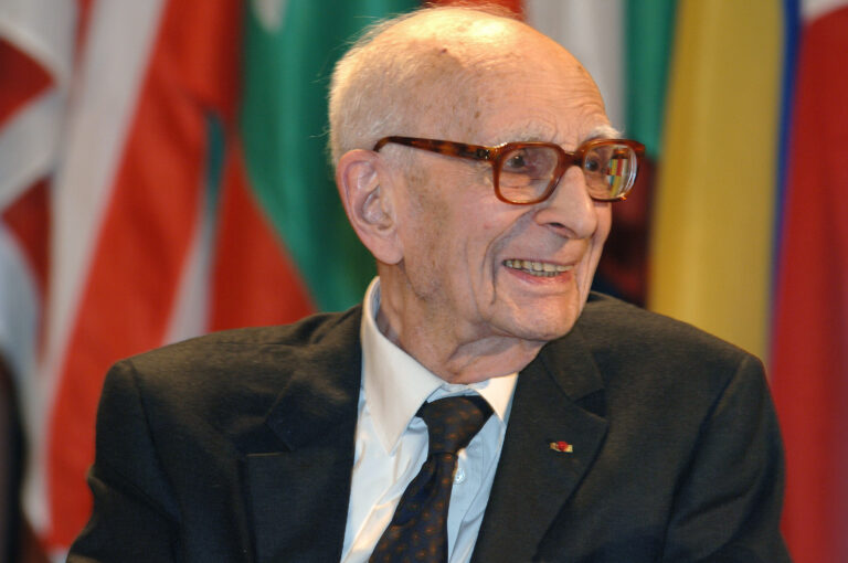 31 OTTOBRE 2009 – MUORE CLAUDE LEVI-STRAUSS